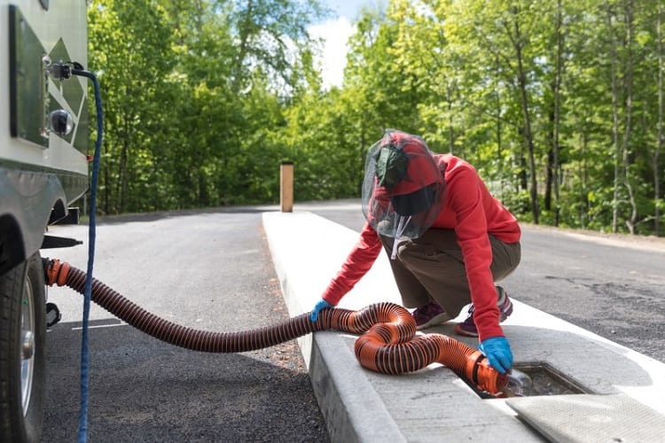 WHAT LENGTH RV SEWER HOSE SHOULD I GET?