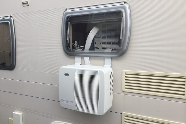 Quick Maintenance Tips for Your RV AC